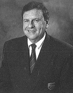 132901_raymondvidor246.jpg